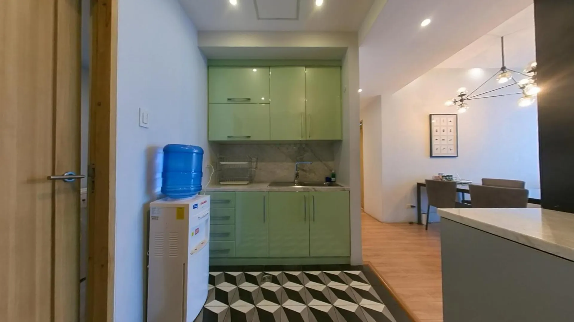 公寓式酒店 Full-Serviced Residential Apartment In Blue Sapphire, Bgc 马尼拉