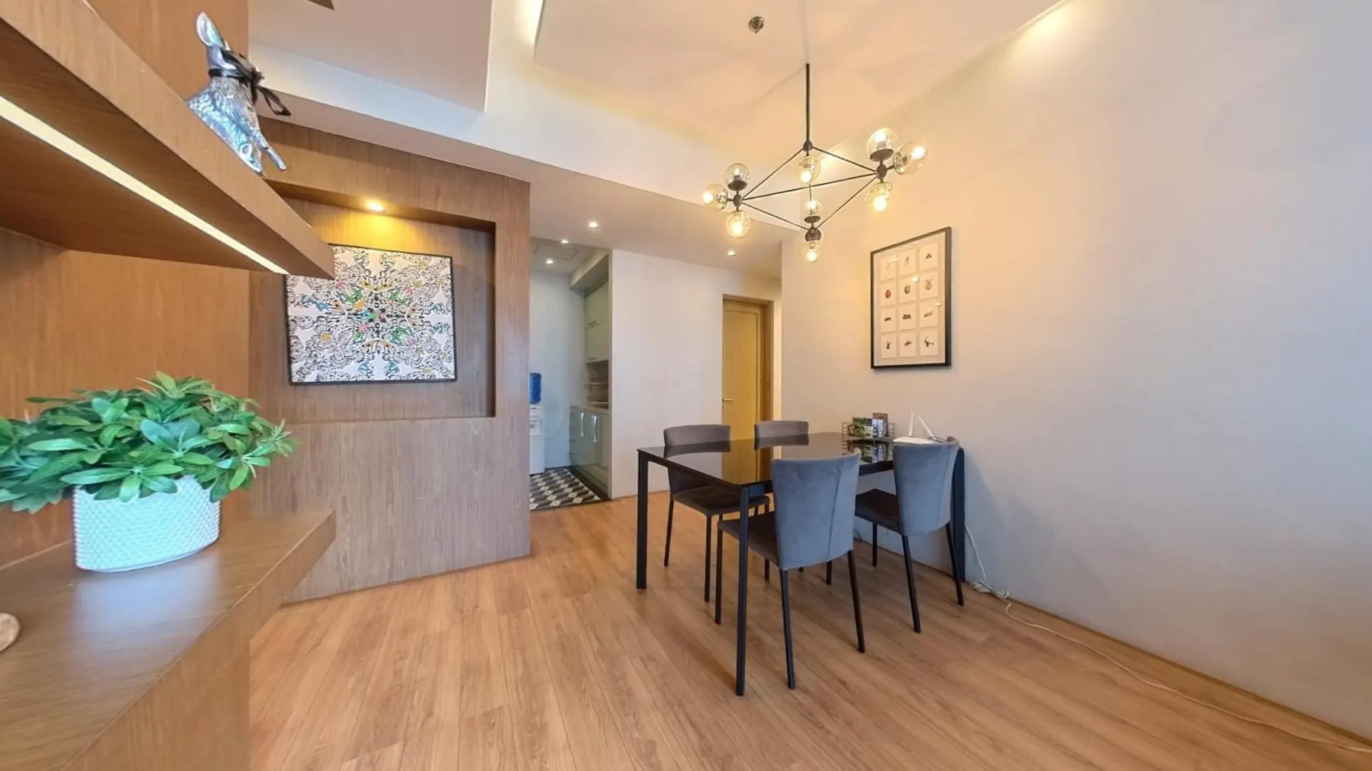 Full-Serviced Residential Apartment In Blue Sapphire, Bgc Manila