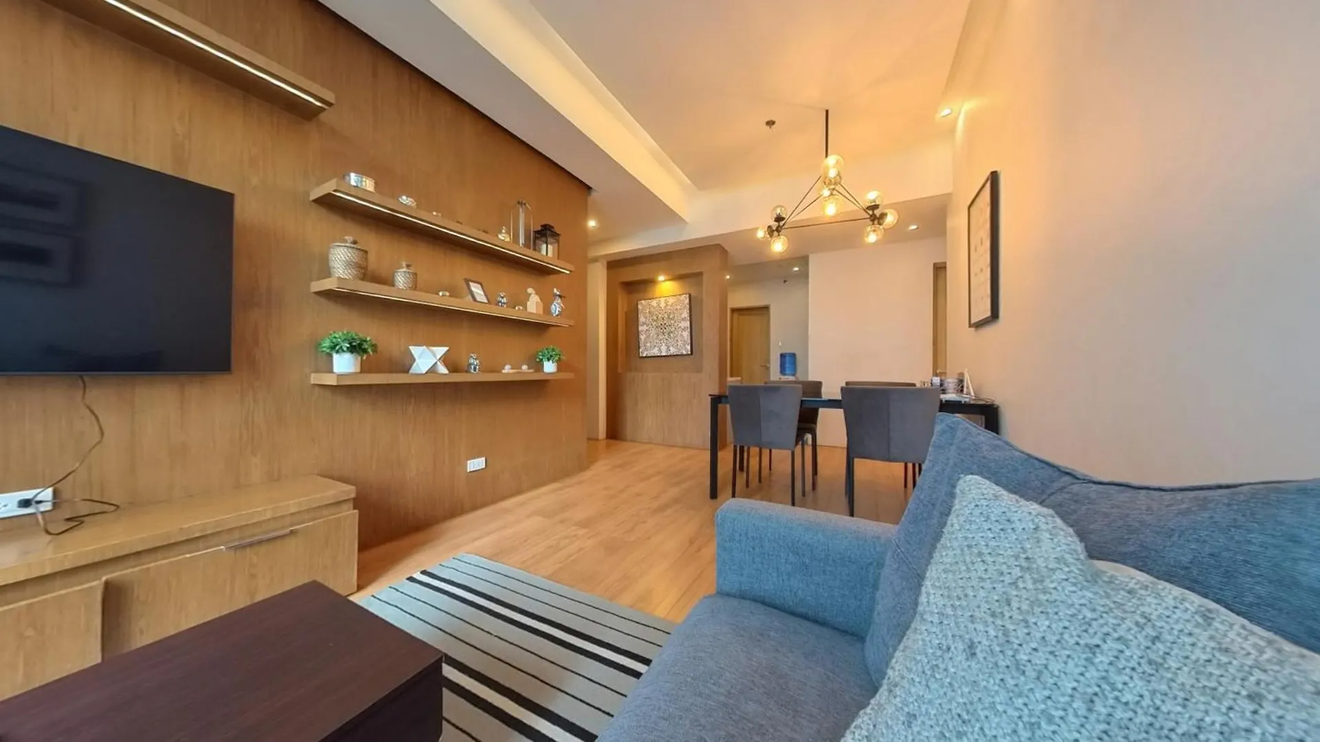 Full-Serviced Residential Apartment In Blue Sapphire, Bgc Manila Aparthotel